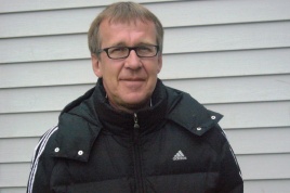 Henriko Pesliako nuotraukoje: garsiosios bėgikės treneris ir tradicinių bėgimų su Živile Balčiūnaite organizatorius Romas Sausaitis Henriko Pesliako nuotraukoje: garsiosios bėgikės treneris ir tradicinių bėgimų su Živile Balčiūnaite organizatorius Romas Sausaitis